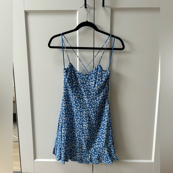 Blue and white flower Zara dress with ruffle - Picture 2 of 3